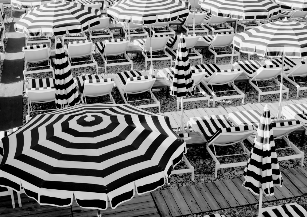 Black and White Beach Umbrellas II a Grace Digital Art Co