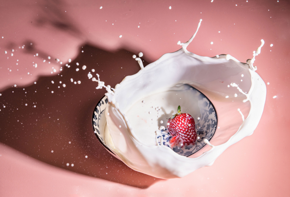Strawberry fall into the milk trap a Grace Qian Guo