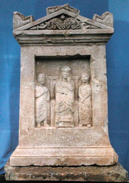 Funerary Sculpture a Greci Greci