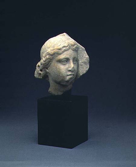 Head of a woman from a funerary reliefClassical Period a Greci Greci