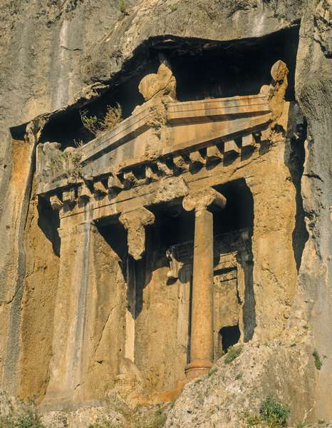 Lycian rock tomb (photo)  a Greek School