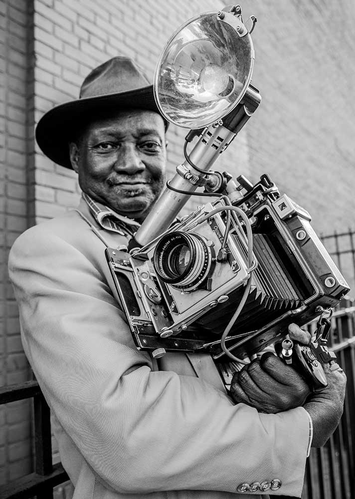 Mr.Louis Mendes/NYC-USA Street Photography Icon a Hans ML Spiegel