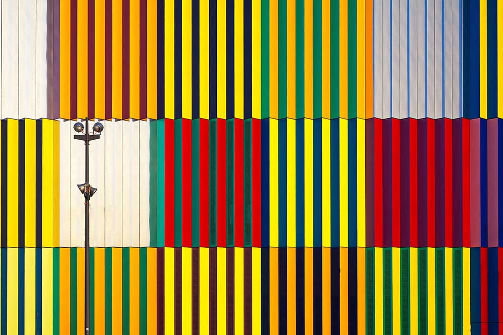 light and coloured verticals a Hans Peter Rank