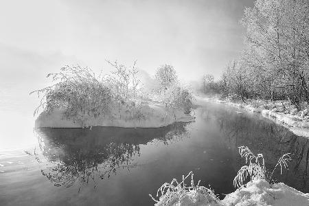 Morning fog and rime in Kuerbin