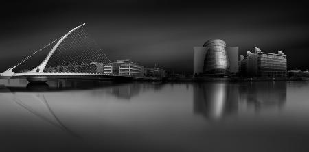 Samuel Beckett Bridge (Calatrava) and The Convention Centre