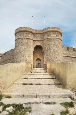 chinchilla castle front