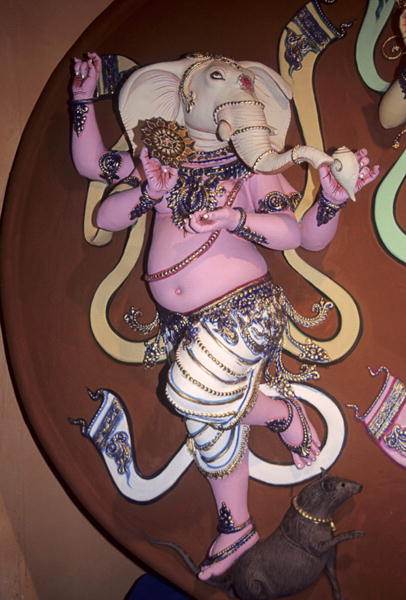 Idol of the Elephant headed god Ganesh (plaster)  a Scuola indiana