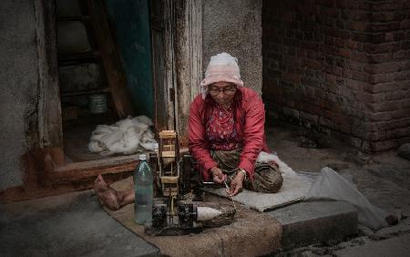 Wool weaving in joy