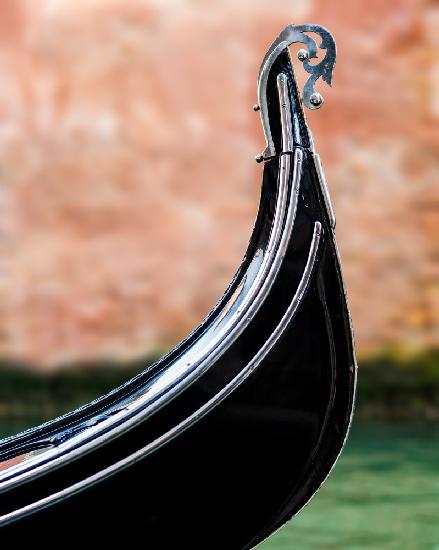 The bow of the gondola