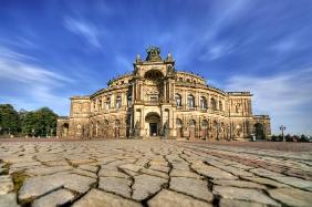 Opernhaus