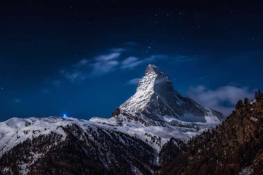 Full moon at Matterhorn a Jesus Gonzalez