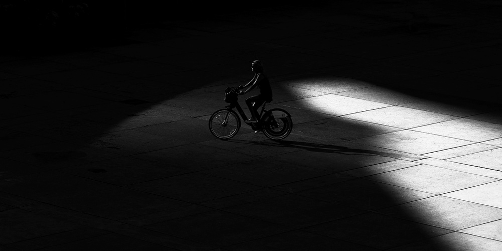 Light and shadows a Jian Wang
