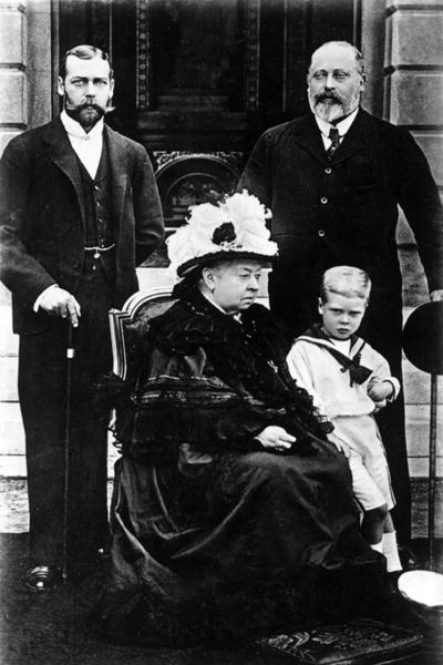 Four Generations of Victorian Royalty, taken at Osborne House, 5th August 1899 (b/w photo)  a John Chancellor