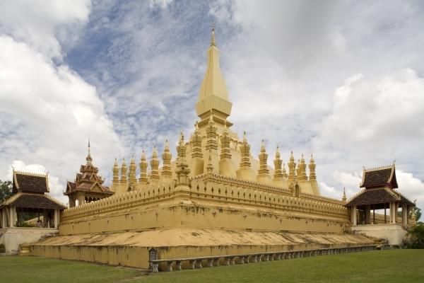 That Luang, Tempelanlage a Josef Müllek