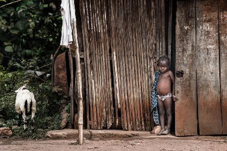 The child and the sheep - Benin