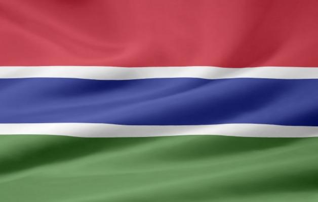 Gambische Flagge a Juergen Priewe
