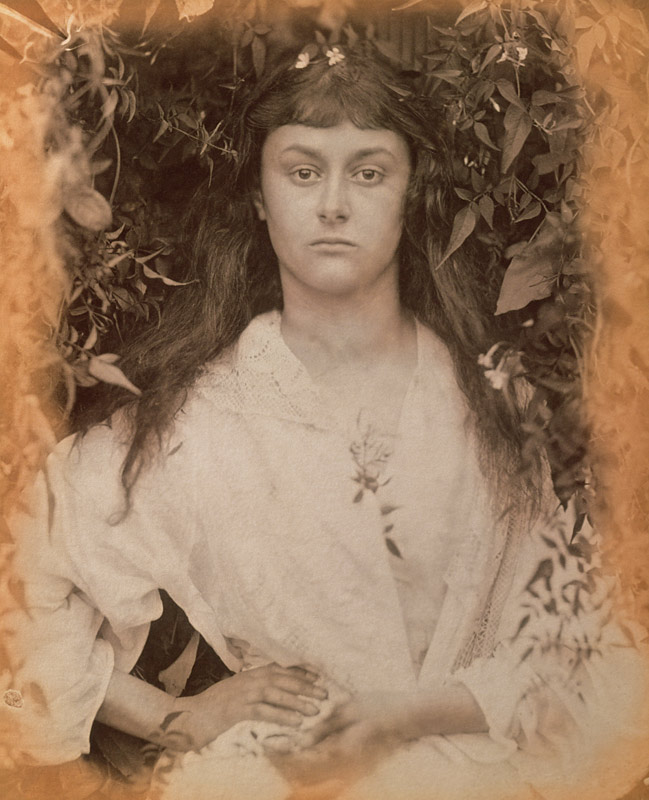 Pomona, 1872 (b/w photo)  a Julia Margaret Cameron