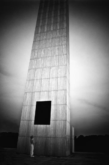 Little girl and obelisk