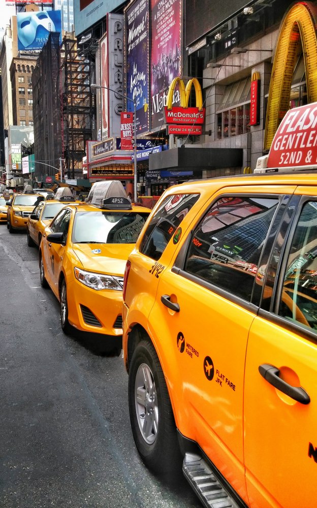 NYC Cabs a Kobbie Pessach