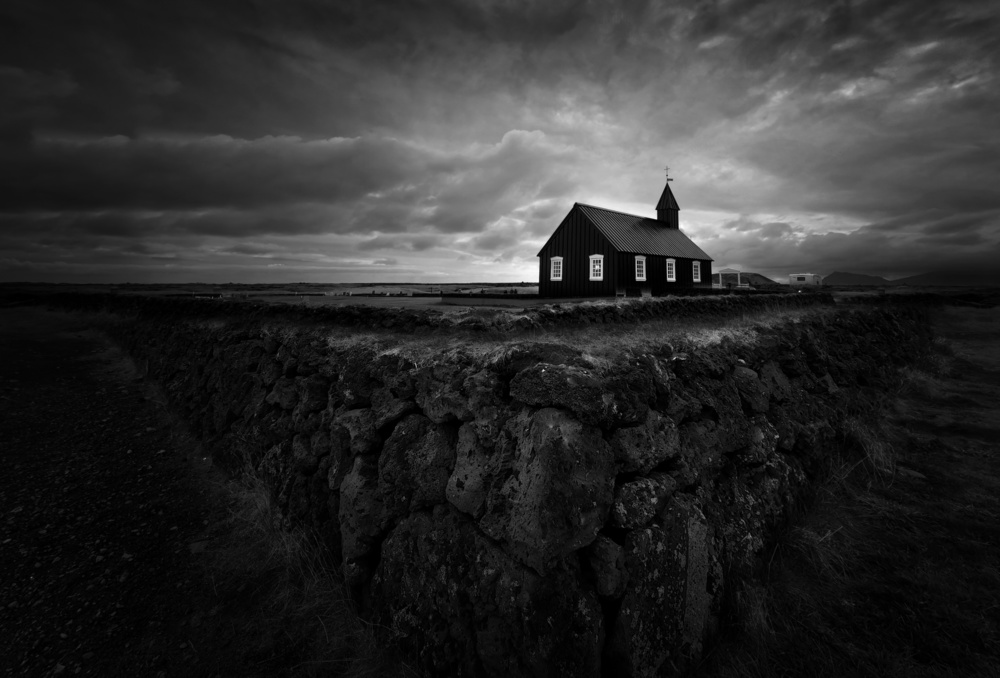 Iceland Black Church a Larry Deng