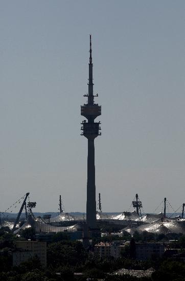 Münchner Skyline Towers feiern Richtfest a Lukas Barth