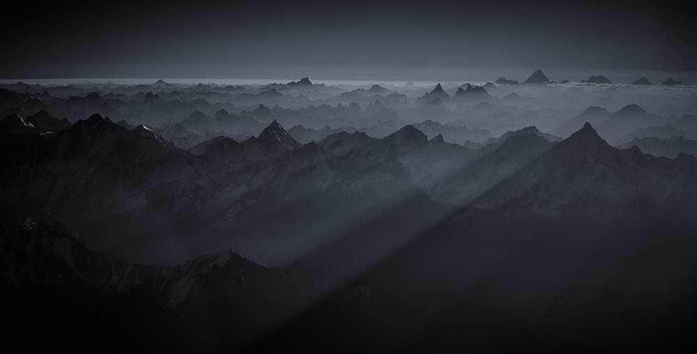 Sunrise over the Karakoram a Martin Van Hoecke