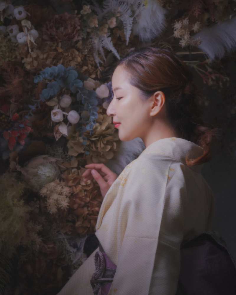 Woman in Kimono a Masayuki Kato