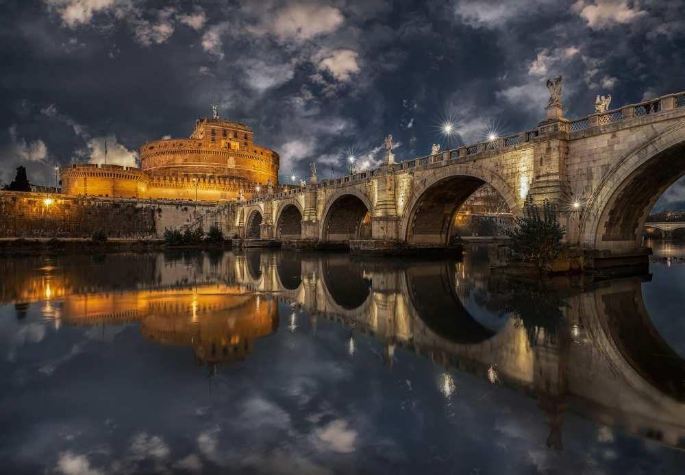Arches and Clouds. a Massimo Cuomo