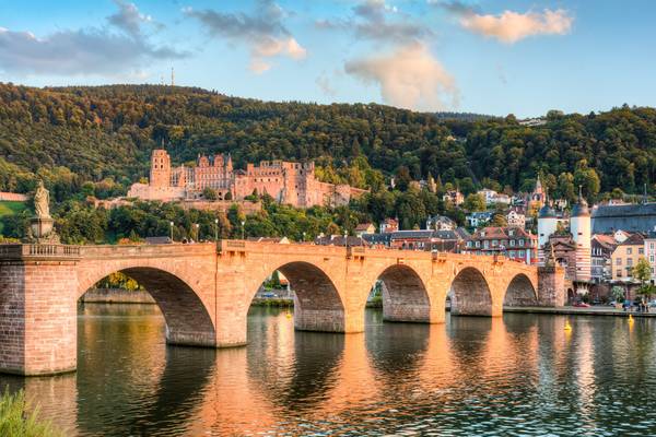 Heidelberg Alte Brücke und Schloss a Michael Valjak