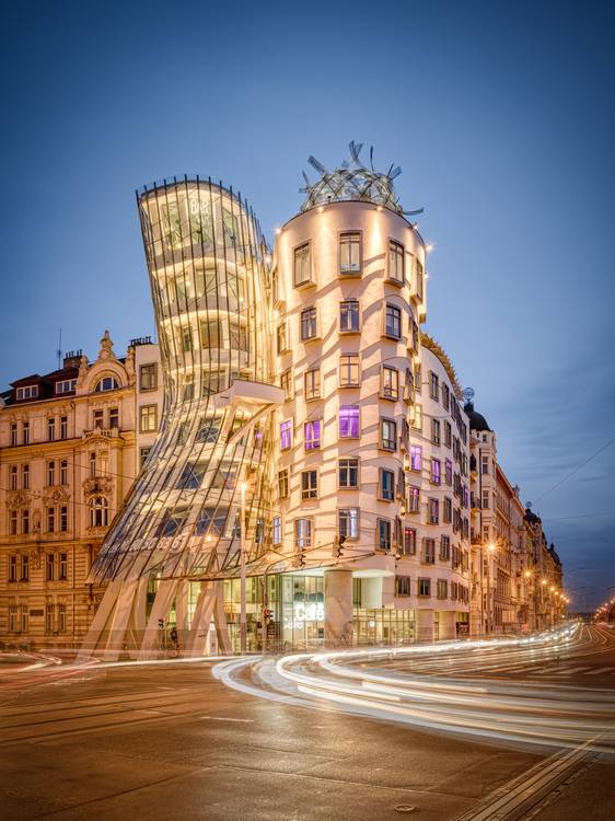 Tanzendes Haus in Prag a Michael Valjak