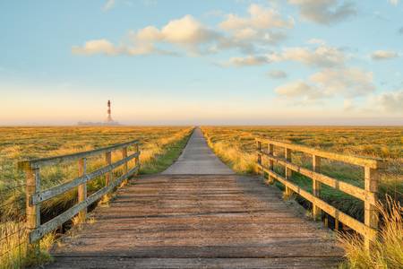 Weg zum Leuchtturm Westerheversand