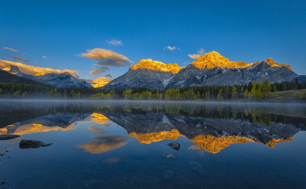 A Perfect Morning in Canadian Rockies a Michael Zheng