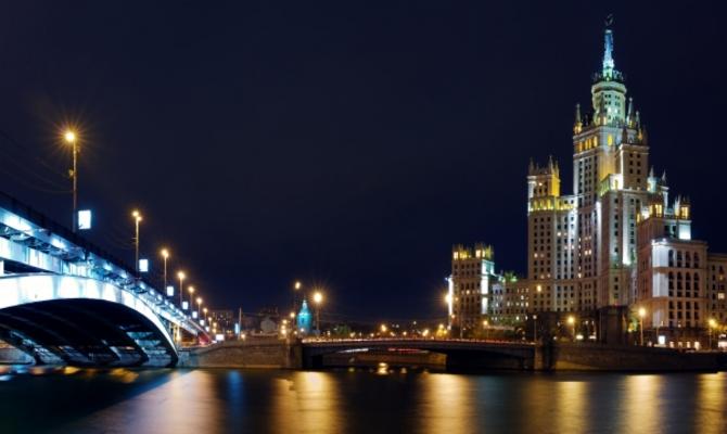 Night city a Mikhail Lavrenov