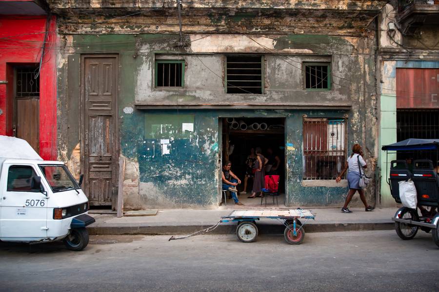 Old Havana, Cuba a Miro May