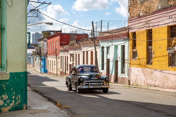 Street in Havana, Cuba. Oldtimer in Havanna, Kuba a Miro May
