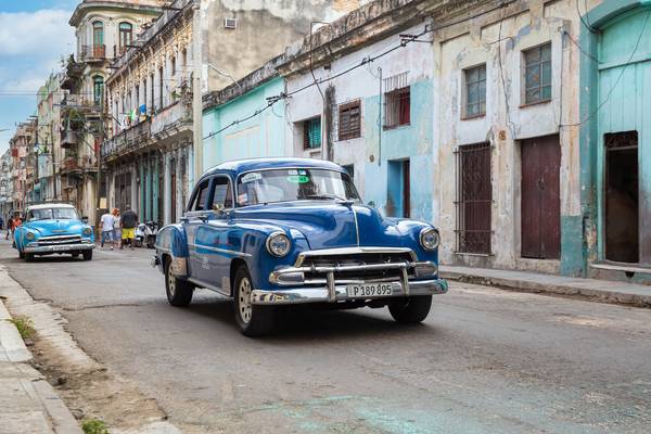 Street in Old Havana, Cuba. Oldtimer in Havanna, Kuba a Miro May