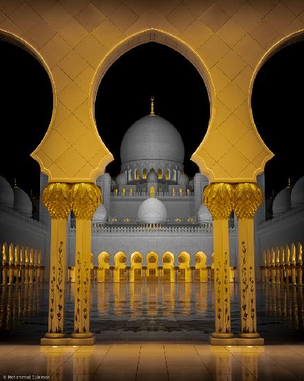 Sheikh Zayed Grand Mosque gold and black