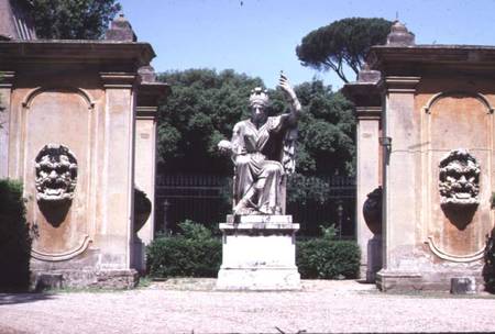 View of the garden, detail of a gateway decorated with grotesque masks and a statue of a goddess, de a Nanni di Baccio Bigio and Bartolomeo Ammannati