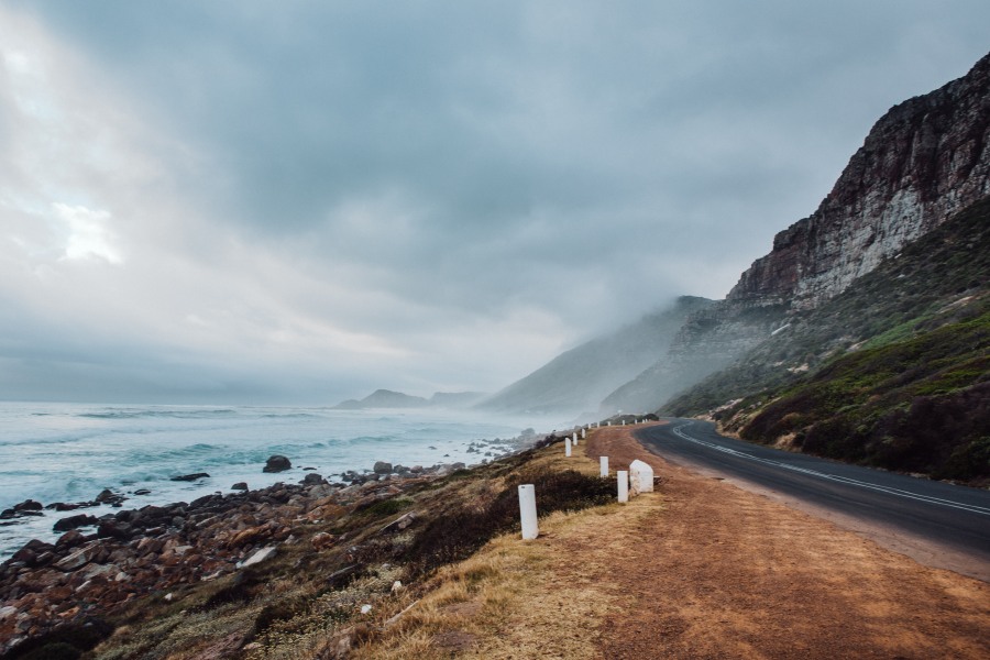 Misty Cliffs auf der Kap Halbinsel a Laura Nenz