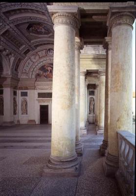 The Loggia di Davide (or D'Onore), interior showing columns of the garden entrance designed by Giuli a 
