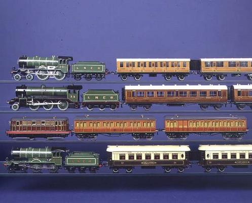 Hornby locomotives and coaches, English, 20th century a 