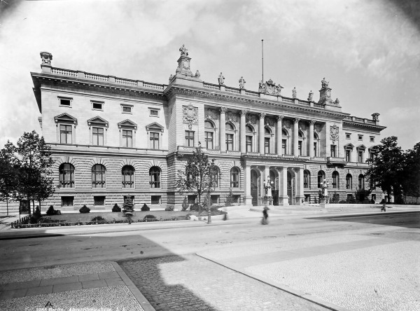 Abgeordnetenhaus Preuß.Landtag/Foto Levy a 