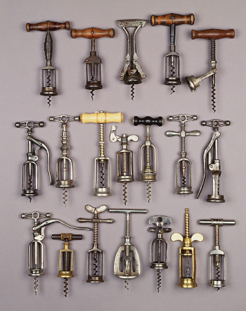 A Selection Of Vintage Corkscrews a 