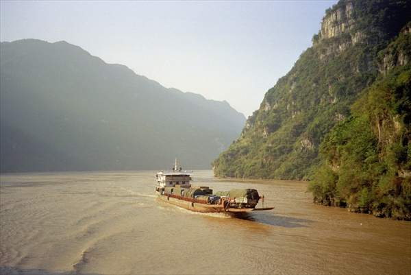 Boat on the Yangtse River, China, 2001 (colour photo)  a 