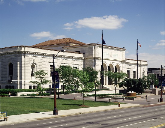Exterior view of the Detroit Institute of Arts a 