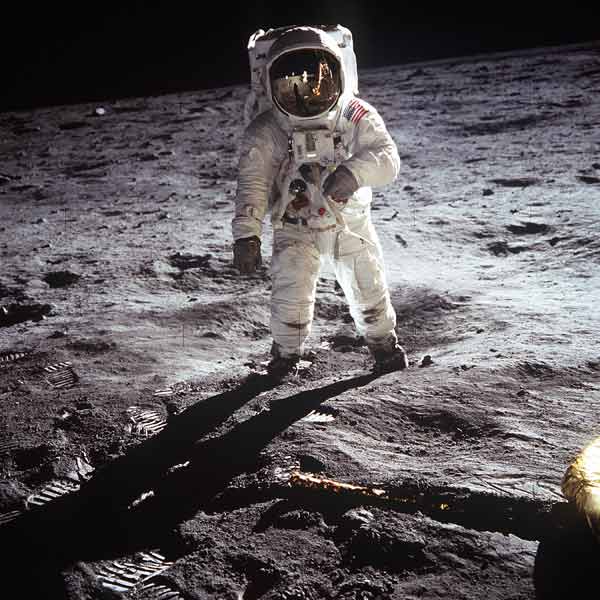 1st steps of human on Moon : American Astronaut Edwin Buzz Aldrinwalking on the moon during Apollo 1 a 