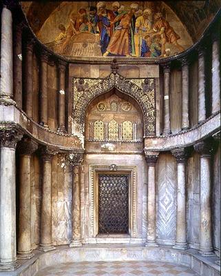 Fifth portal of the facade with mosaics and reliefs from the 13th and 14th centuries (photo) a 
