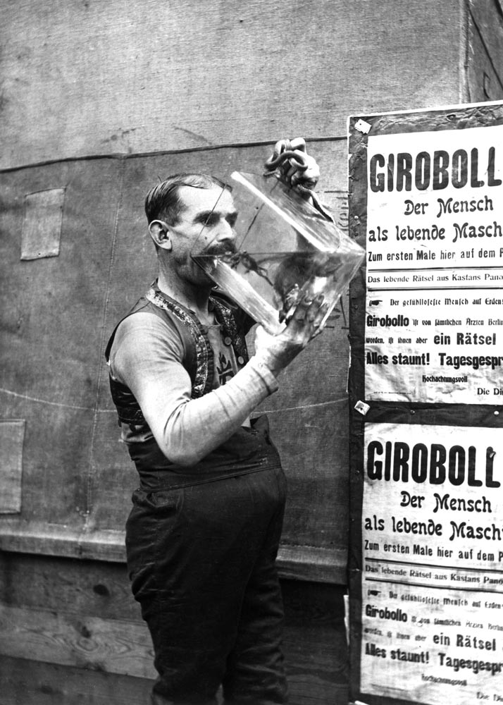 Girobollo drinks Aquarium / 1915 a 