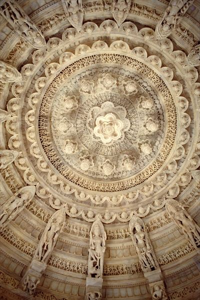 Interior of dome in the main hall (photo)  a 