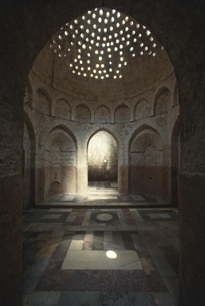 Interior of the Hammam al-Jadid, also called the ''New Bath'' (photo)  a 